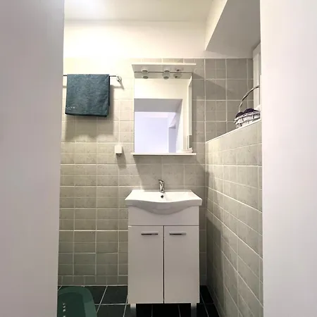 Apartment In The Center